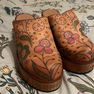 Free People Patsy Printed Clogs ONLY WORN ONCE